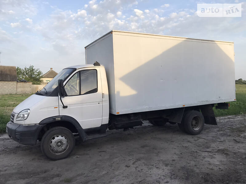 ГАЗ 33104