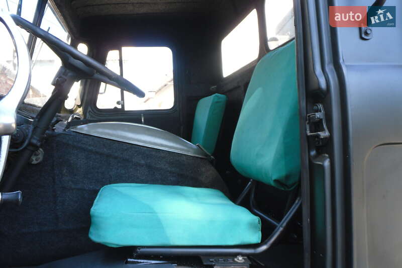 Вантажний фургон ГАЗ 66 1991 в Харкові