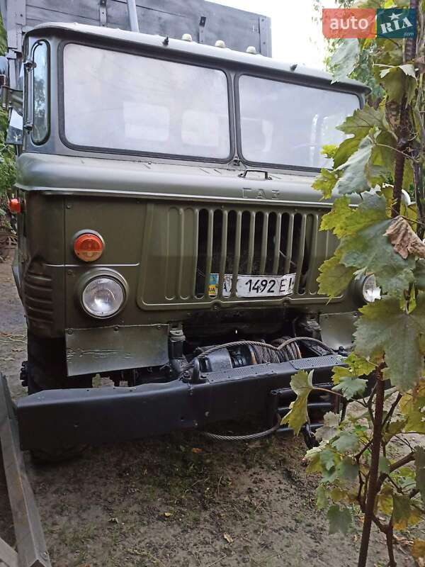 Самосвал ГАЗ 66 1982 в 