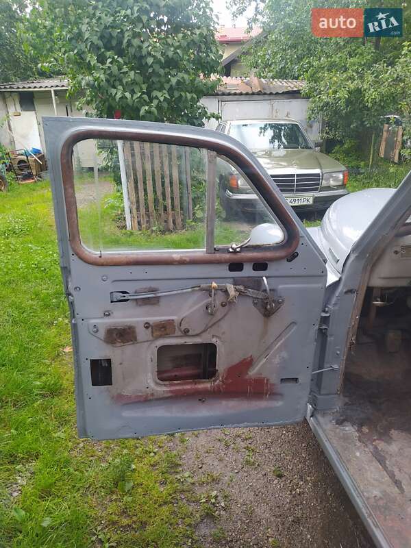 Седан ГАЗ М20 «Победа» 1955 в Стрые