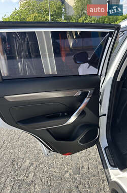 Позашляховик / Кросовер Geely Atlas Pro 2022 в 