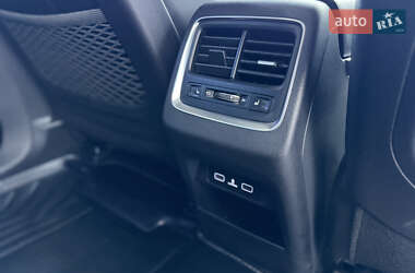 Внедорожник / Кроссовер Geely Atlas Pro 2022 в 