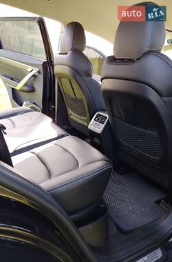 Позашляховик / Кросовер Geely Atlas Pro 2022 в 