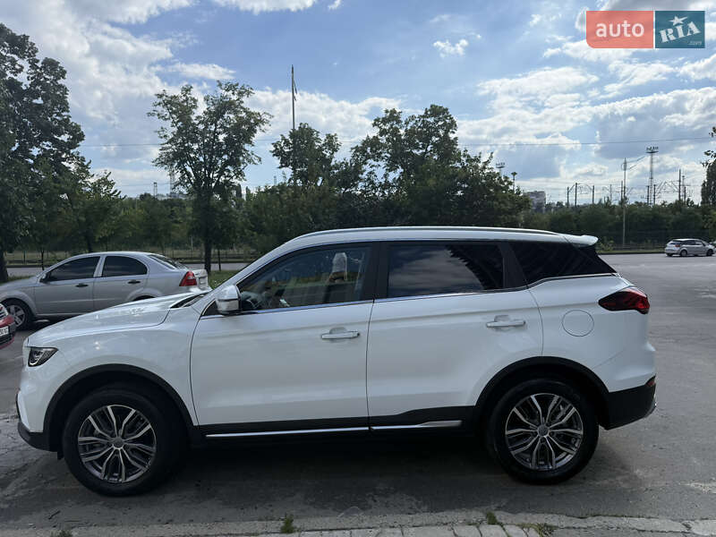 Внедорожник / Кроссовер Geely Atlas Pro 2022 в Киеве