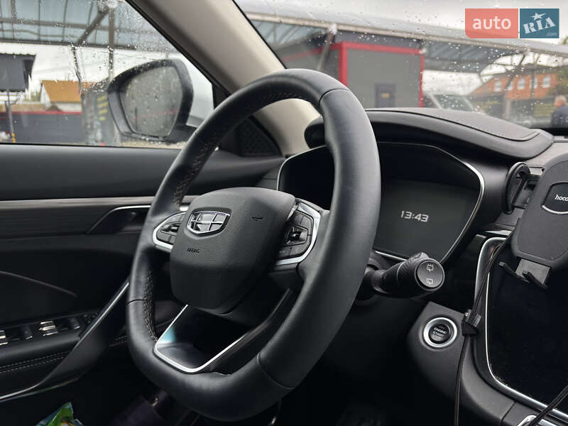 Позашляховик / Кросовер Geely Atlas Pro 2022 в Полонному