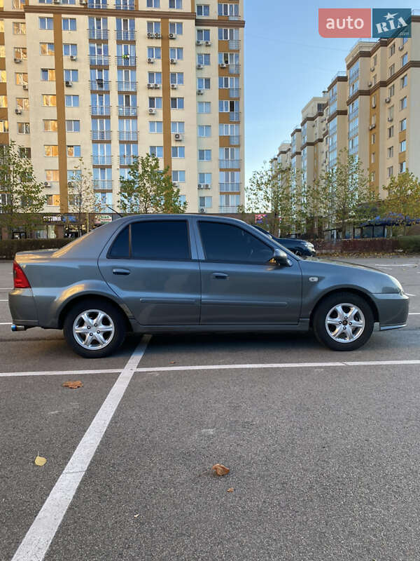 Седан Geely CK-2 2010 в Вишневом фото 7 Седан Geely CK-2 2010 в Вишневом