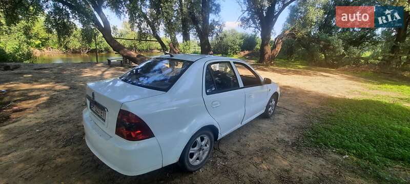 Седан Geely CK-2 2011 в Новгород-Северском