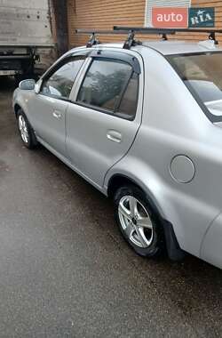 Седан Geely CK-2 2013 в  фото 2 Седан Geely CK-2 2013 в