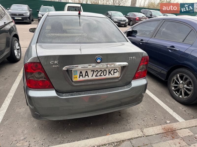 Седан Geely CK-2 2011 в Вишневому фото 4 Седан Geely CK-2 2011 в Вишневому