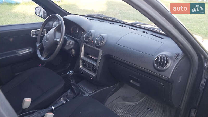 Седан Geely CK 2012 в Вараше
