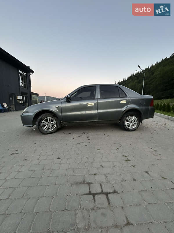 Седан Geely CK 2012 в Поляниці