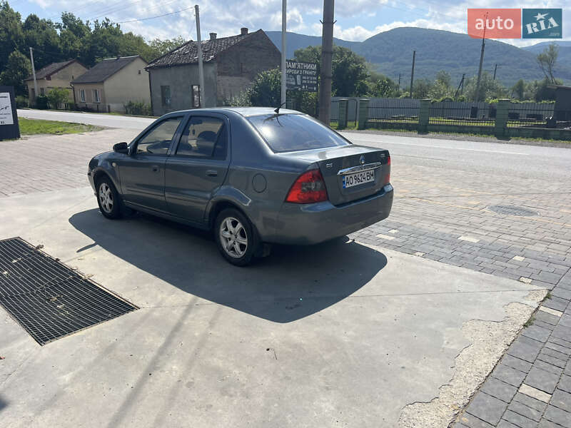 Седан Geely CK 2007 в Перечине