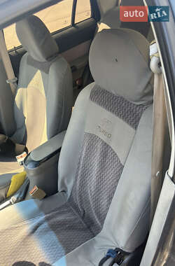 Седан Geely CK 2007 в Перечине