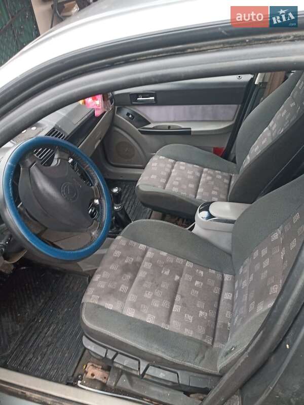 Седан Geely CK 2008 в Коростене