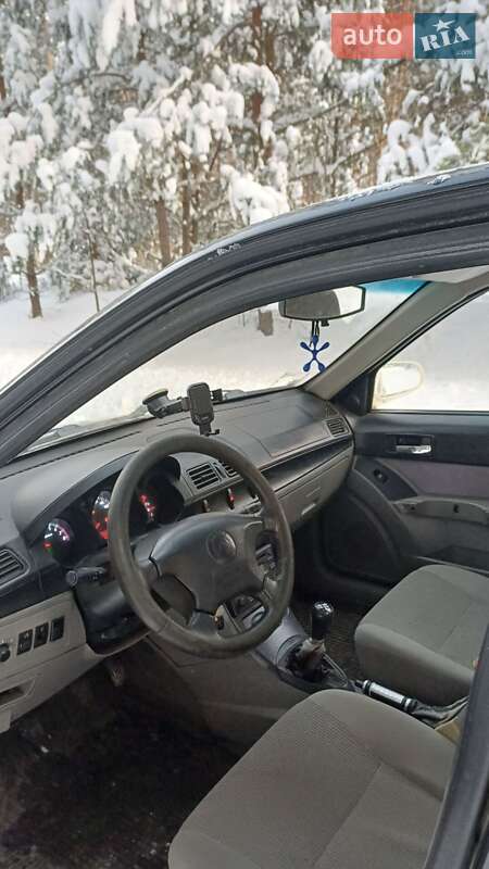 Седан Geely CK 2008 в Дубровице