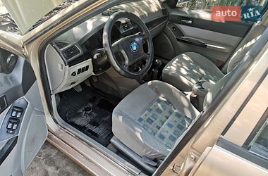 Седан Geely CK 2008 в Градижске