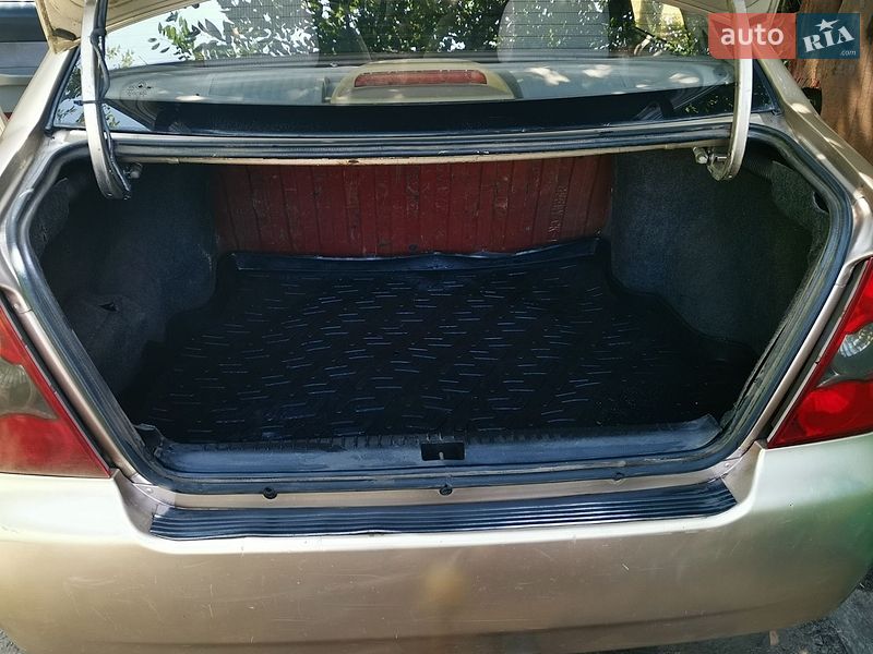 Седан Geely CK 2008 в Градижске