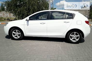 Хэтчбек Geely Emgrand 7 (EC7) 2013 в Днепре