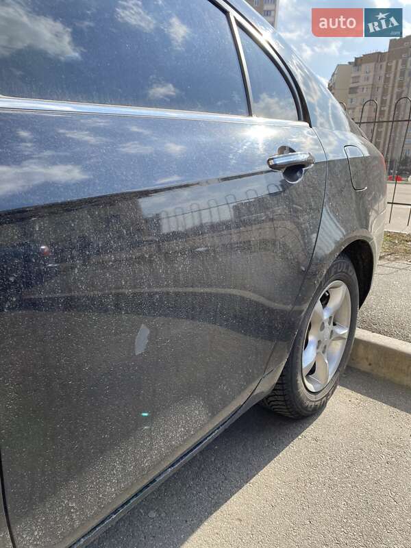 Седан Geely Emgrand 7 (EC7) 2012 в Києві