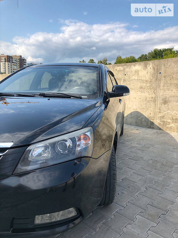 Седан Geely Emgrand 7 (EC7) 2012 в Тернополі