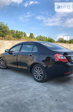 Седан Geely Emgrand 7 (EC7) 2012 в 