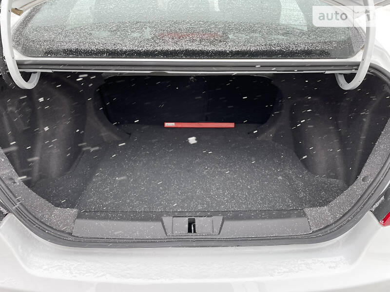 Седан Geely Emgrand 7 (EC7) 2018 в Львове