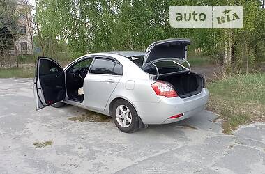 Седан Geely Emgrand 7 (EC7) 2013 в Славуте