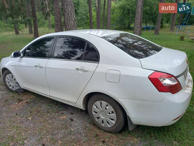 Седан Geely Emgrand 7 (EC7) 2013 в 