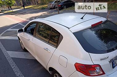 Хэтчбек Geely Emgrand 7 (EC7) 2014 в 