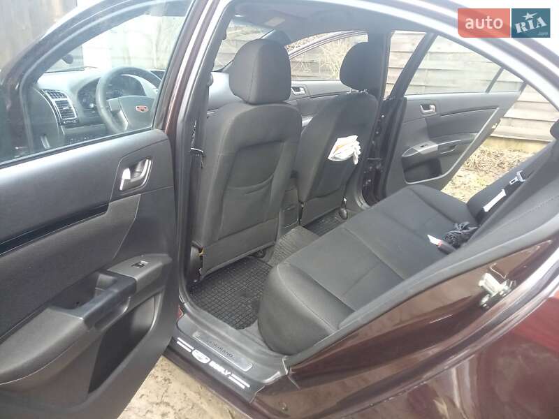 Седан Geely Emgrand 7 (EC7) 2014 в Чернігові
