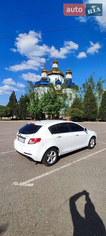 Хетчбек Geely Emgrand 7 (EC7) 2014 в Кривому Розі