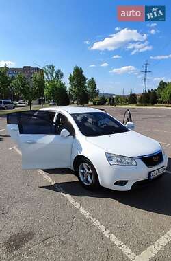 Хэтчбек Geely Emgrand 7 (EC7) 2014 в 