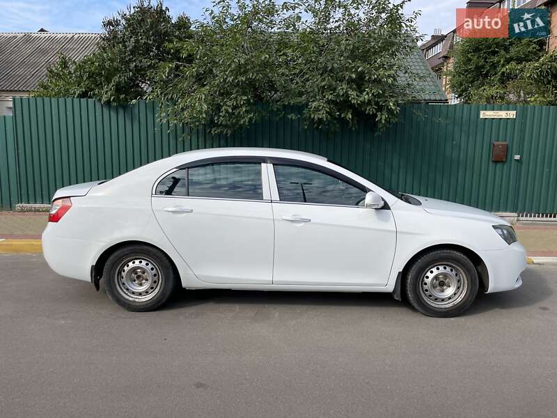 Седан Geely Emgrand 7 (EC7) 2014 в Ірпені