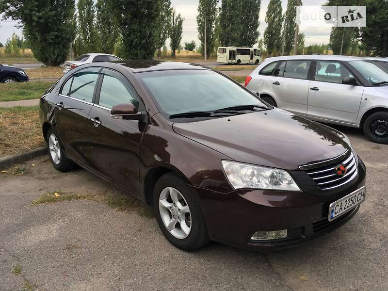 Седан Geely Emgrand 7 (EC7) 2012 в 