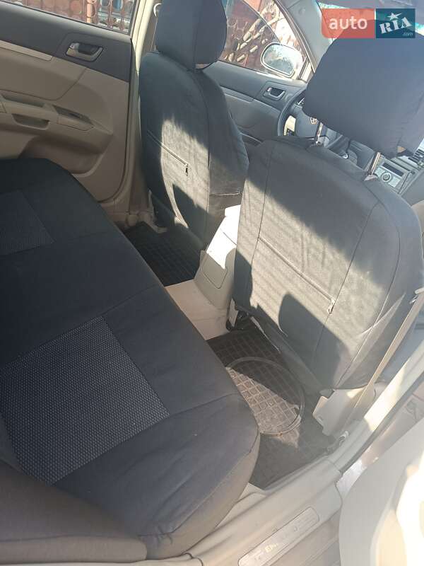Седан Geely Emgrand 7 (EC7) 2011 в Долинській