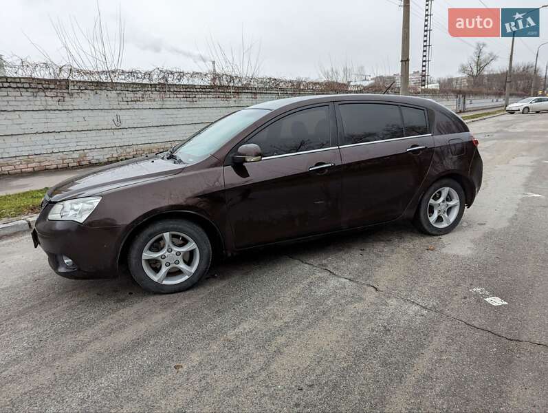 Хетчбек Geely Emgrand 7 (EC7) 2013 в Запоріжжі