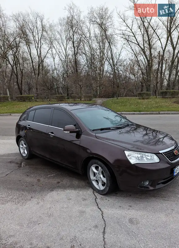 Geely Emgrand 7 (EC7)