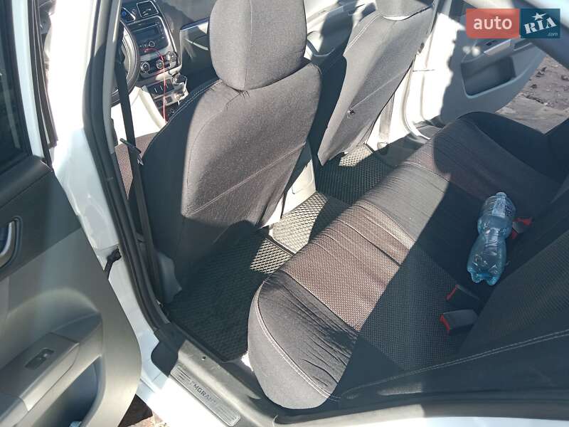 Седан Geely Emgrand 7 (EC7) 2013 в Кривом Роге