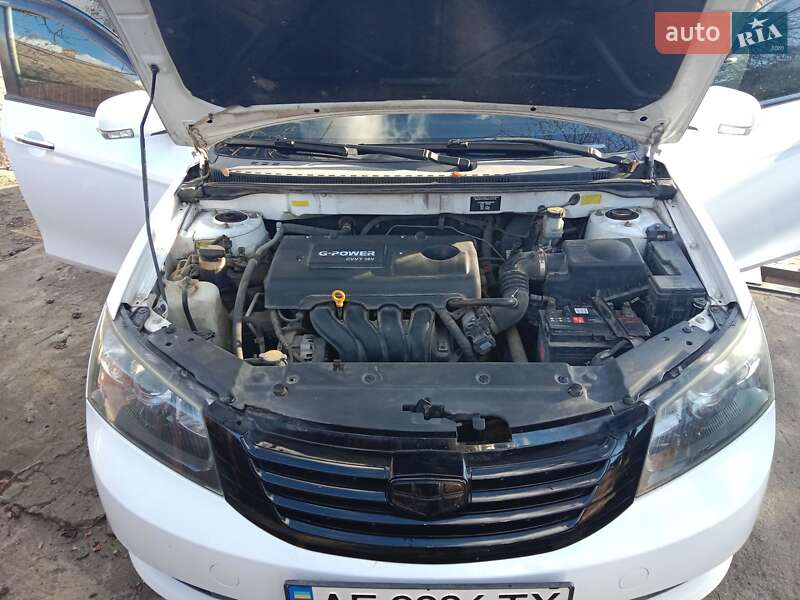 Седан Geely Emgrand 7 (EC7) 2013 в Кривом Роге