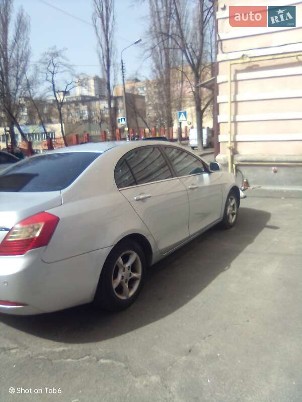 Седан Geely Emgrand 7 (EC7) 2013 в Києві