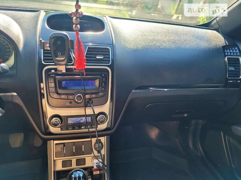 Хэтчбек Geely Emgrand 7 (EC7) 2013 в Кривом Роге