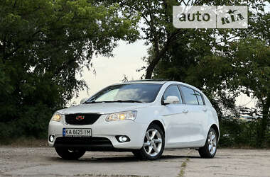 Хетчбек Geely Emgrand 7 (EC7) 2014 в Дніпрі