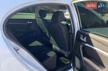 Седан Geely Emgrand 7 (EC7) 2016 в 