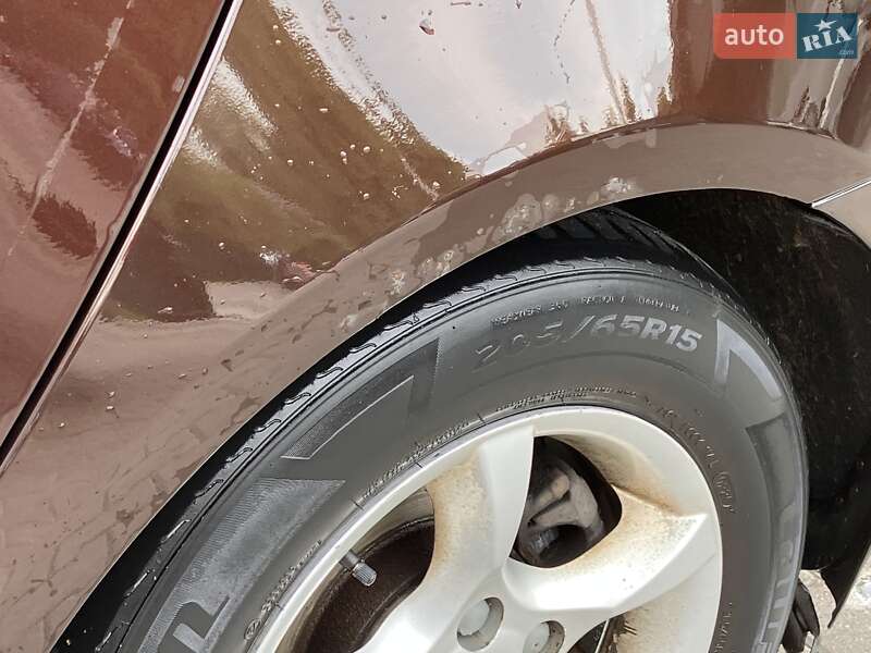 Седан Geely Emgrand 7 (EC7) 2013 в Киеве