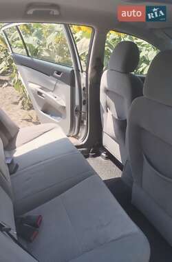 Хетчбек Geely Emgrand 7 (EC7) 2013 в 