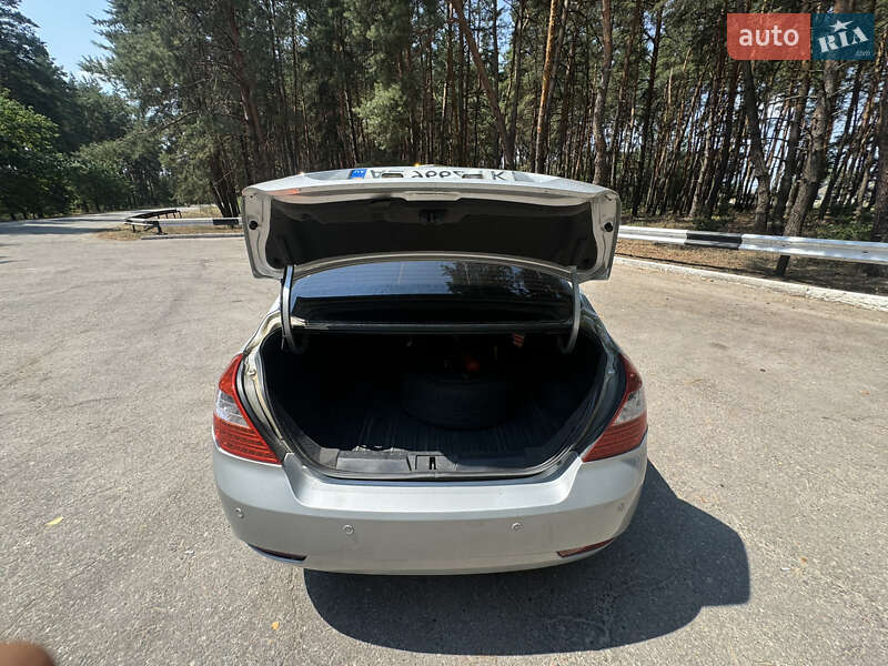 Седан Geely Emgrand 7 (EC7) 2014 в Краснограді