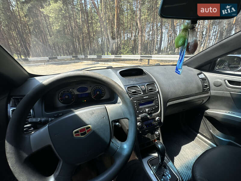 Седан Geely Emgrand 7 (EC7) 2014 в Краснограді