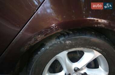 Хетчбек Geely Emgrand 7 (EC7) 2012 в 