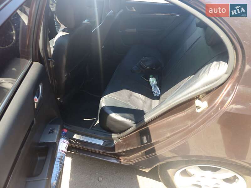 Седан Geely Emgrand 7 (EC7) 2013 в Нежине