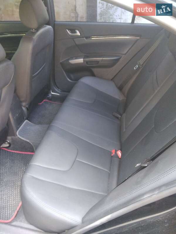 Седан Geely Emgrand 7 (EC7) 2013 в Кривому Розі
